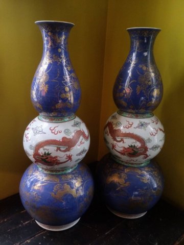 Recherche grands vases en porcelaine asiatique à Saint-Jean-de-Luz